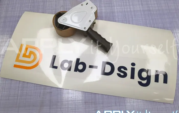 Transparent window cling (AR04), logo, name